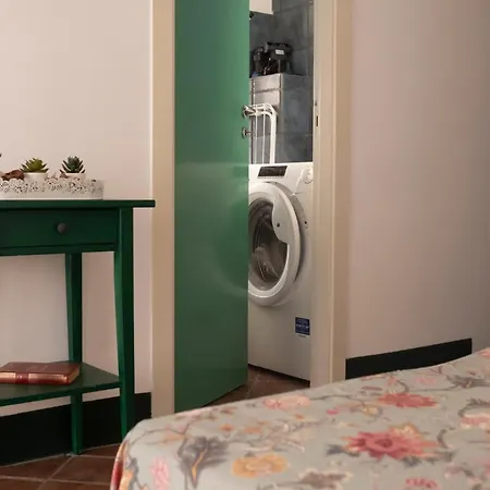 Apartament Civico 18 & Manzoni House