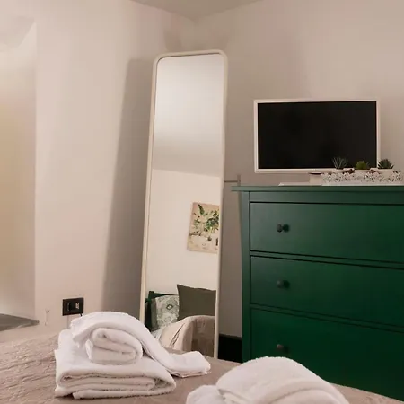 Apartment Civico 18 & Manzoni House