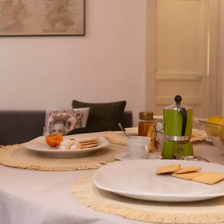 Apartment Civico 18 & Manzoni House *