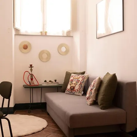 Civico 18 & Manzoni House Apartment